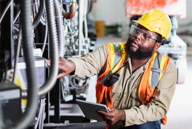 Best Affordable Emergency Electrician  in Wardsville, MO